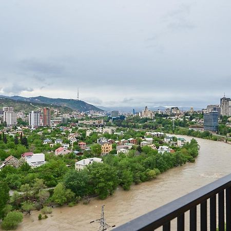 Apartment By The River ティビリシ エクステリア 写真