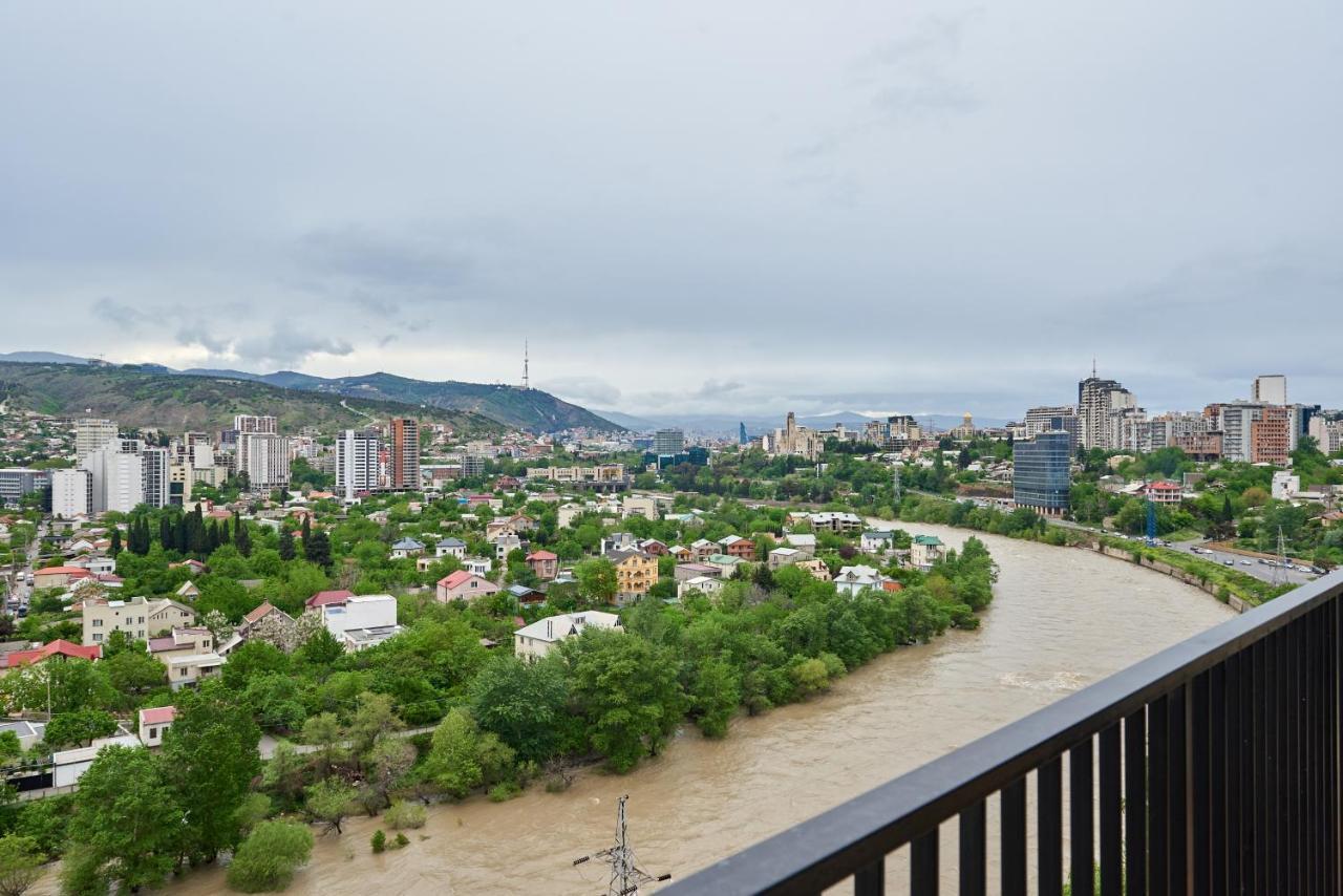 Apartment By The River ティビリシ エクステリア 写真